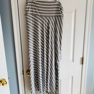 Old Navy Maternity Maxi Skirt